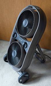 lot 98 image: Honeywell Dual Floor Fan