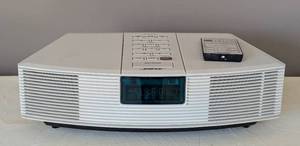 lot 57 image: Bose Wave Radio