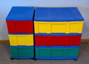 lot 46 image: Pair of Colorful Plastic Storage Containers