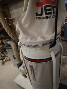 lot 4 image: Jet dust collector with tubing, 1-1...