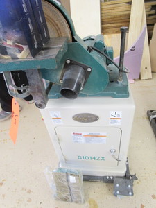 lot 5 image: Grizzly combination sander, G1014X ...