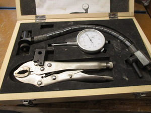 lot 28 image: Centec dial indicator with Flex sta...