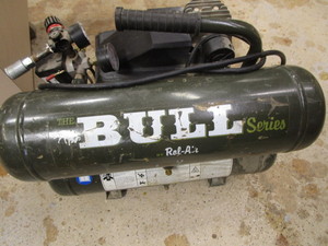 lot 55 image: Rol Air Bull twin cylinder portable...