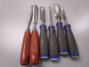 lot 69 image: Wood chisels Marples & Wood River...