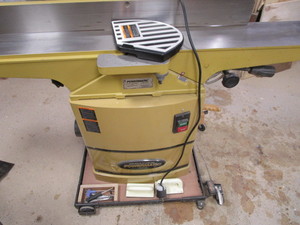 lot 13 image: Powermatic 6 jointer 54A, 220v...