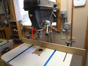 lot 15 image: Drill Press, Craftsman 17, 1-12hp...