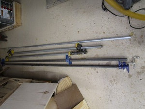 lot 19 image: Pipe Clamps, pair 6ft & 8ft, one 9f...