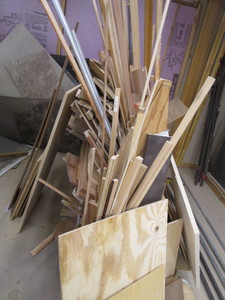 lot 18 image: Craft wood, various lengths & width...