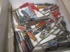 lot 94 image: Screwdriver collection...