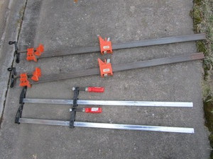 lot 114 image: Cabinet clamps two Bessey 32 and ...