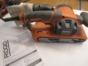 lot 103 image: Ridgid 3x18 belt sander...