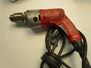 lot 125 image: Milwaukee Magnum hole shooter...