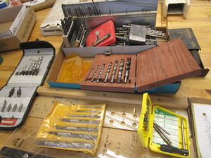 lot 161 image: Drill bits, drill guide...