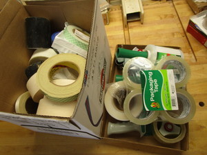 lot 200 image: Packaging tape, dispenser, stretch ...