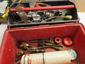 lot 201 image: Torch kit...