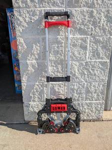 lot 104 image: NEW MAGNA CART PLUS 6 WHEEL ALUMINIUM FOLDING HAND TRUCK