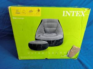 lot 88 image: Intex Inflatable Ultra Lounge