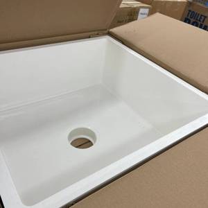 lot 333 image: MUSTEE 24 in. x 24 in. x 10 in. Service Mop Basin White