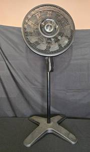 lot 34 image: Lasko Adjustable Pedestal Fan with Oscillation