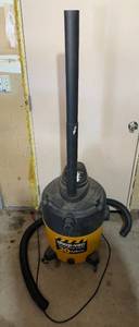 lot 10 image: Shop-Vac Contractor Series 20 Gallon WetDry Vacuum 6.0 Peak HP