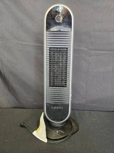 lot 39 image: Lasko Tower Air Heater Model AR8C 1500 Watts