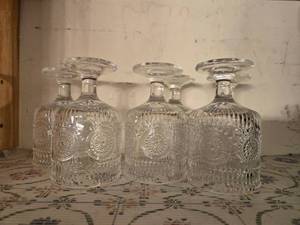 lot 68 image: Vintage Whiskey Glasses and Assorted Drinkware
