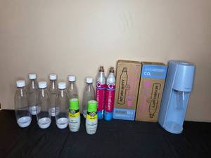 lot 77 image: SodaStream Sparkling Water Maker Set with Bottles and CO2 Cylinders