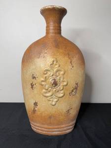 lot 93 image: Rustic Decorative Ceramic Vase with Embossed Motif