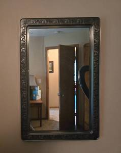 lot 116 image: Ornate Rectangular Wall Mirror with Intricate Frame