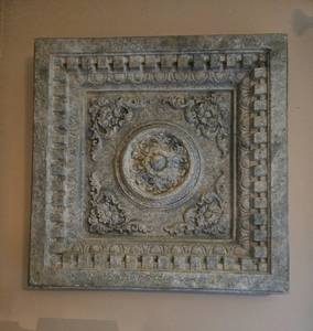 lot 118 image: Vintage Ornate Wall Art Panel with Floral Design