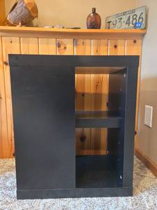 lot 180 image: Black Wooden Side Table with Adjustable Shelf