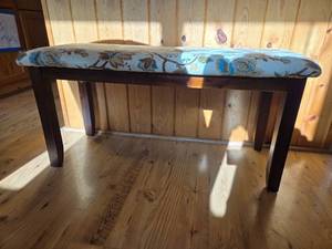 lot 195 image: Upholstered Wooden Bench with Floral Fabric