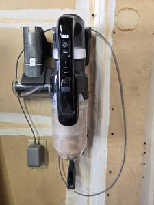 lot 231 image: Cordless Handheld Vacuum Cleaner with Charging Dock