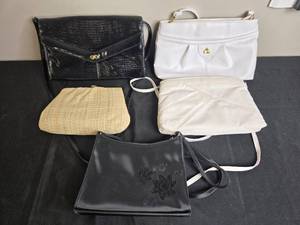 lot 53 image: Set of 5 Vintage Womens Handbags, Assorted Colors and Styles