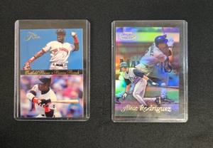 lot 104 image: Barry Bonds and Alex Rodriguez Collector Cards