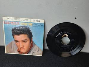 lot 107 image: Elvis Presley Loving You Vinyl EP RCA Victor EPA-1-5155