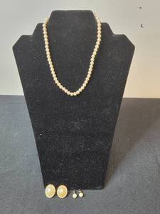 lot 154 image: Elegant Faux Pearl Necklace and Earring Set with Gold-Tone Accents