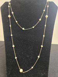 lot 169 image: Elegant Long Faux Pearl and Gold Tone Chain Necklace
