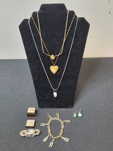 lot 179 image: Assorted Vintage Jewelry Collection with Necklaces, Earrings, Brooch, and Bracelet