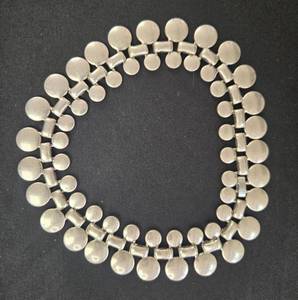 lot 185 image: Elegant FEMME Gems Pearl Bracelet & Cool Silver Tone Choker Necklace