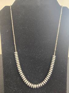 lot 188 image: Elegant Necklaces with Beads and Gemstone Accents