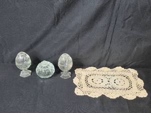 lot 228 image: Set of Crystal Glass Egg-Shaped Containers & Pumpkin with Lace Placemat
