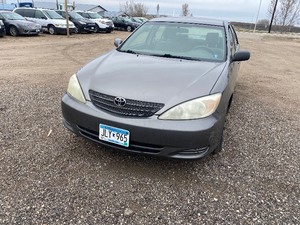 lot 21 image: 2003 Toyota Camry