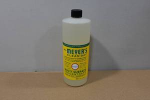 lot 15 image: Mrs Meyers Multi-Surface Concentrate Cleaner - 32fl oz