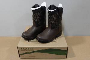 lot 42 image: Smoky Mountain Boots - Toddler Size 5