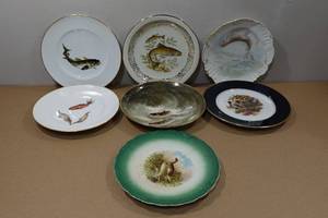 lot 133 image: Assorted Decorative Plates