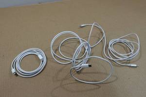 lot 154 image: 3 Apple USB-C to Lightning Charging Cables