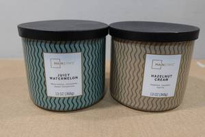 lot 171 image: 2 13oz Candles - Juicy Watermelon & Hazelnut Cream