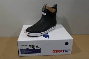 lot 180 image: Xtratuf Womens Ankle Deck Boots  - Size 10