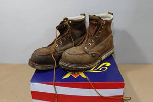 lot 185 image: Thorogood Crazy Horse American Heritage Series Mens 6 Work Boots - Size 11.5